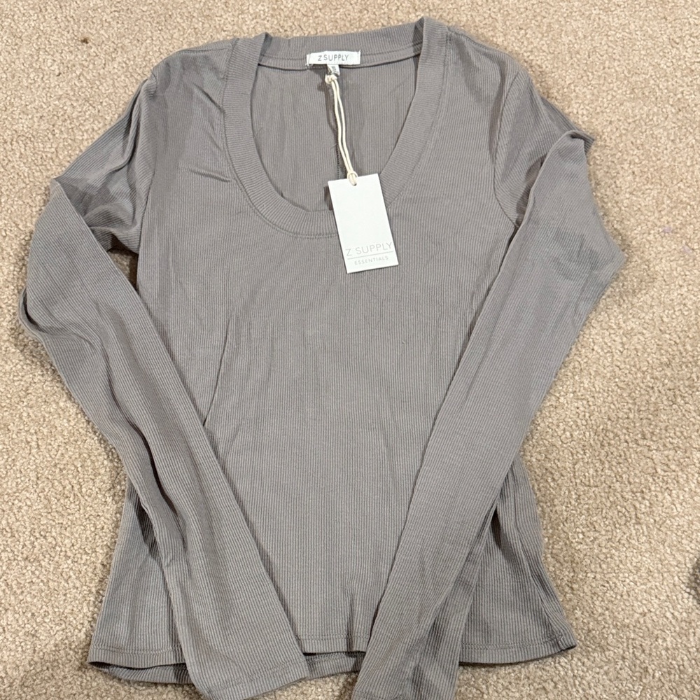Z Supply Long Sleeve Ribbed Tee in Taupe Gray